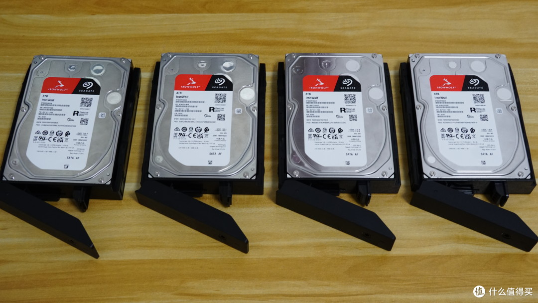 2025年群晖DS920+首发评测,二手2300元值得入手吗? 2025年群晖DS920+首发评测,二手2300元值得入手吗?