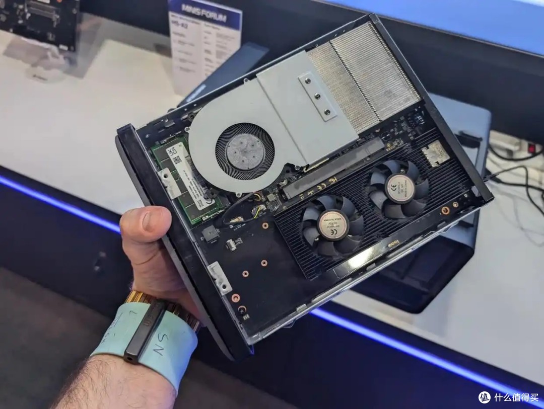 ​NAS旗舰对决：铭凡N5 Pro VS 天钡WTR Max，存储革命的十字路口