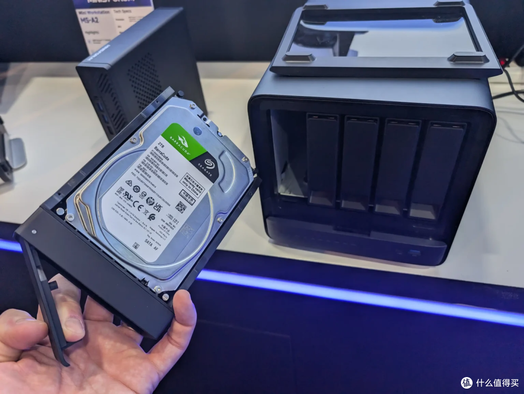 ​NAS旗舰对决：铭凡N5 Pro VS 天钡WTR Max，存储革命的十字路口